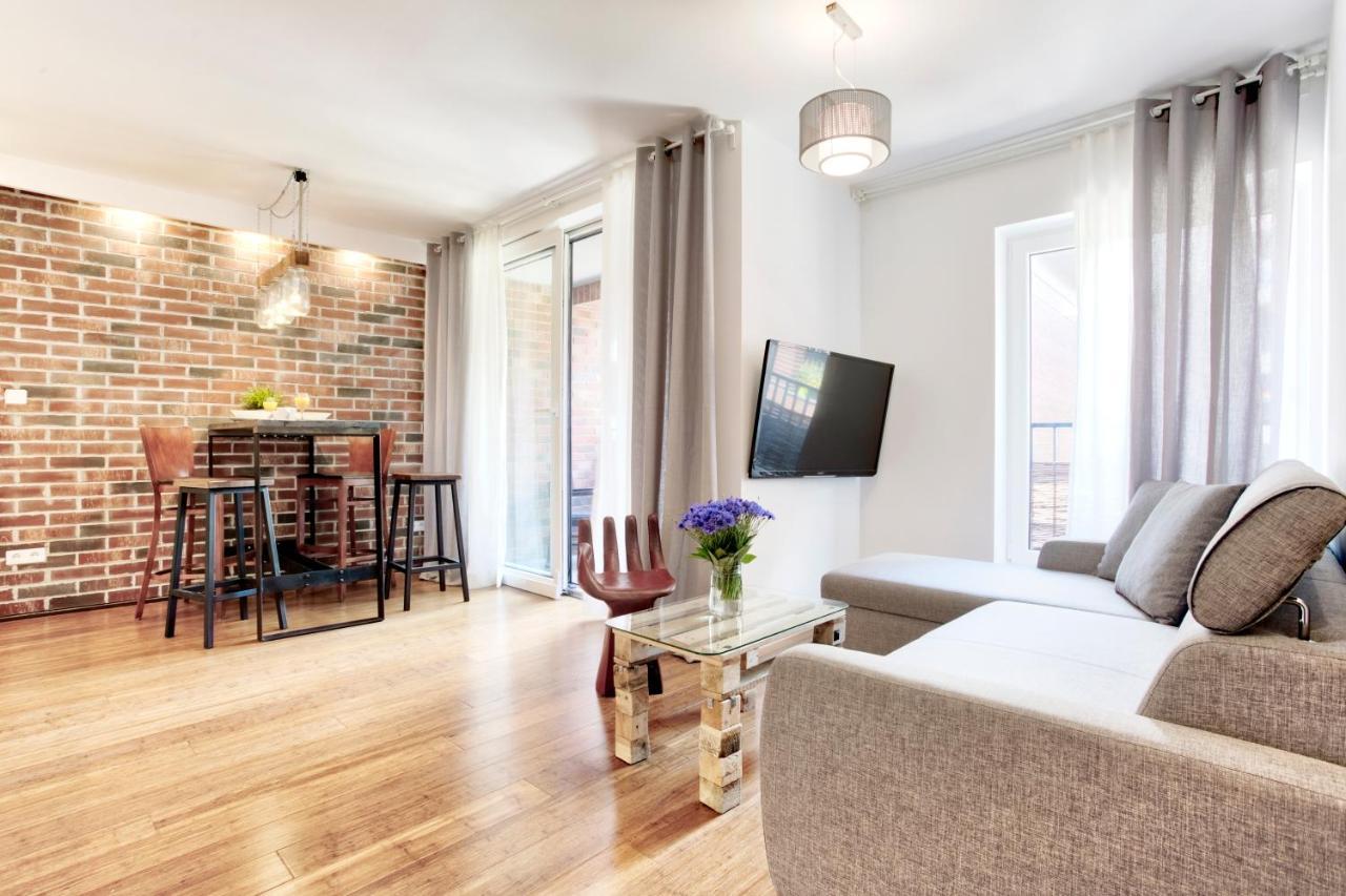Tyzenhauz Apartments Piwna Street Krasków Εξωτερικό φωτογραφία
